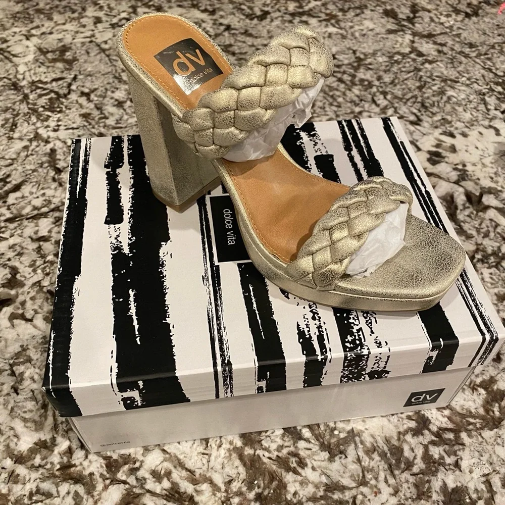 Dolce Vita Braided Platform Heels - Picture 3 of 6